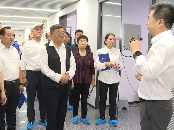 发挥人才优势  助力产业发展